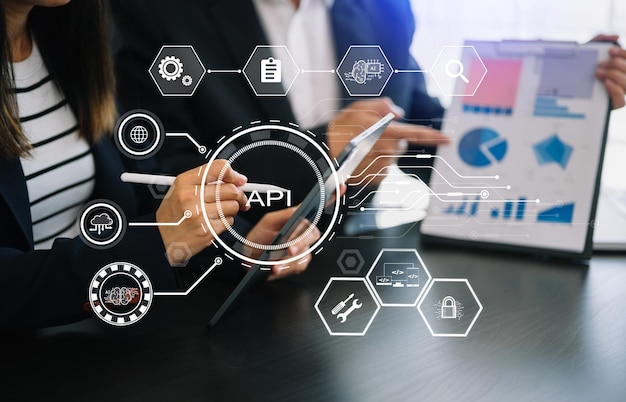 Estratégia API First: Vantagens para seu Ecossistema Digital